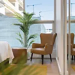 Oliver - The Hindmarsh Skyline Retreat