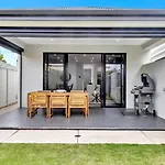 The Art Of Zen - Modern Comfort Between Beach And Cbd