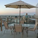 Vue Penthouse On King William