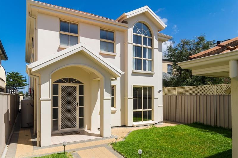 Port Harbourside House *