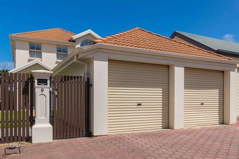 Port Harbourside House *