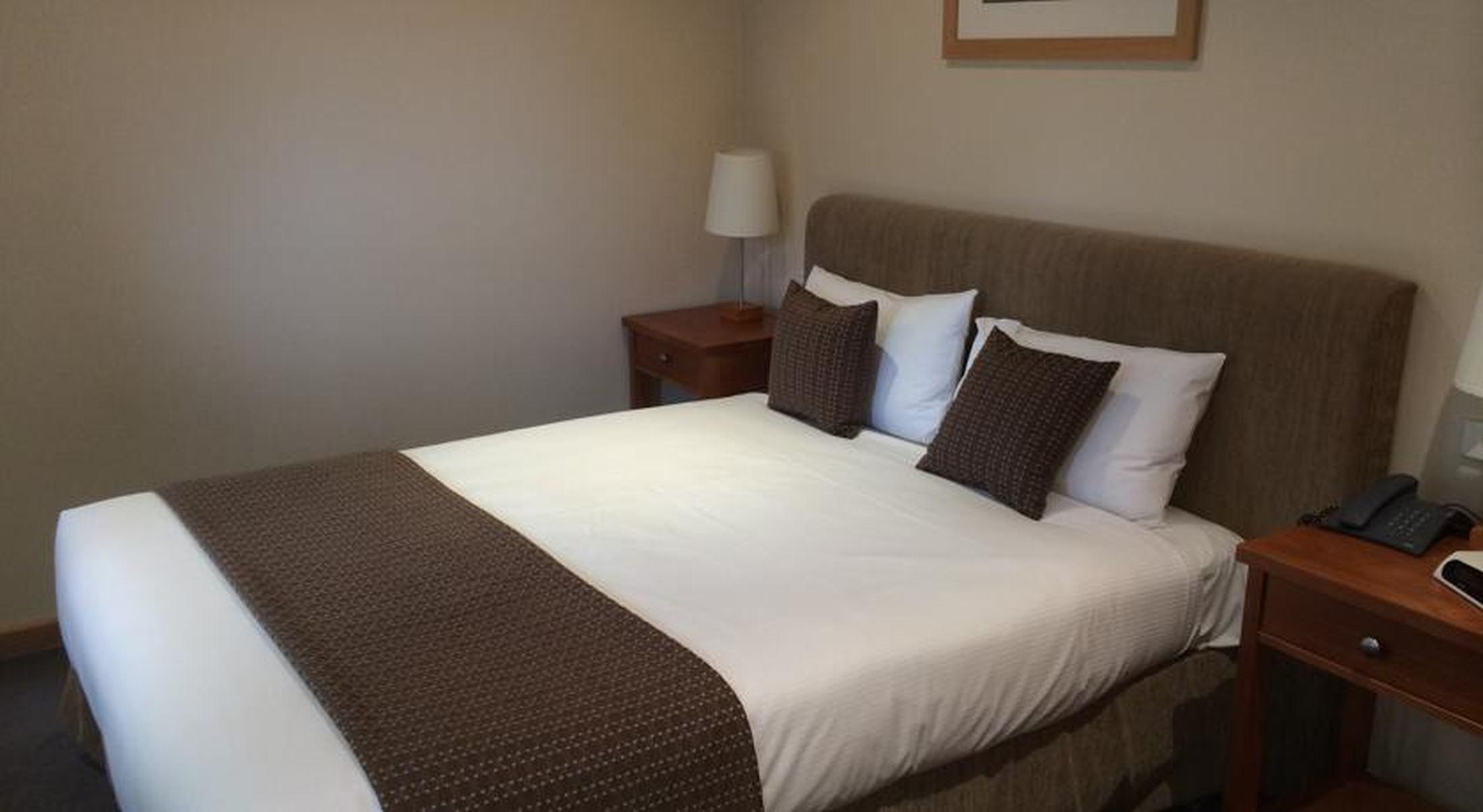Comfort & Sombrero 4* Adelaide