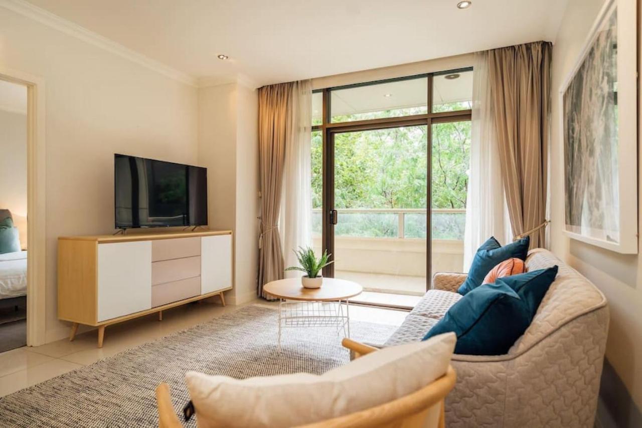 Serene On Grenfell Apartment *
