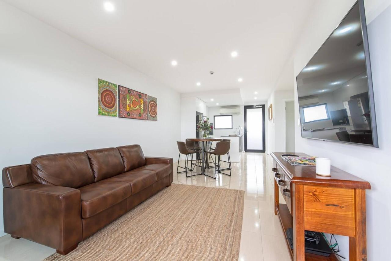 Perfect Prospect Among City's Dining Hotspots Apartment