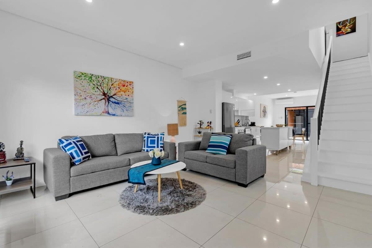 Holiday home 2br Townhouse Cbd Chinatown Free Wifi Freeparking