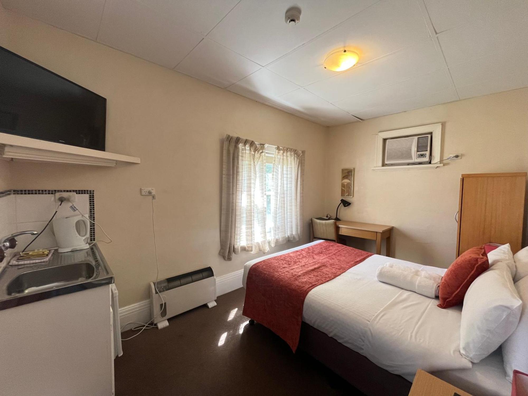 Princes Motel