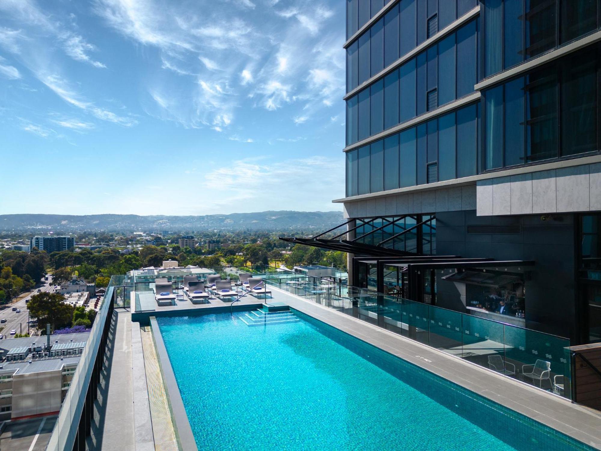 Hotel Crowne Plaza By Ihg 4*