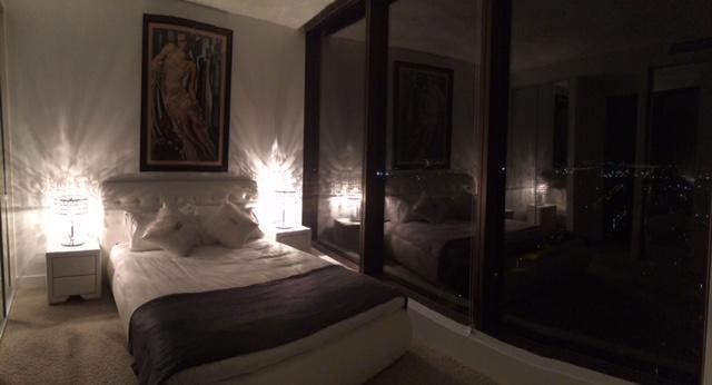 Vue Penthouse On King William Apartment