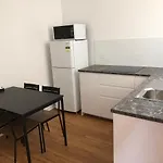 Glenelg Holiday Apartments-Ellis