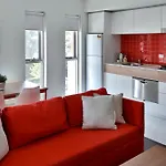 City Centre Apt - 3 Bed/Parking/Cbd/Wifi