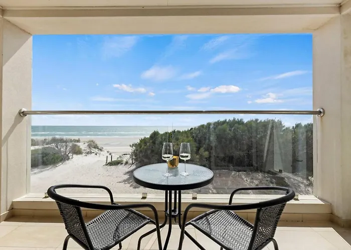 Beachside Beauty - Iconic Beachfront Panorama
