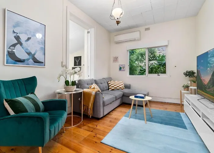 Cozy Cottage Retreat 3Br Holiday Home In Norwood