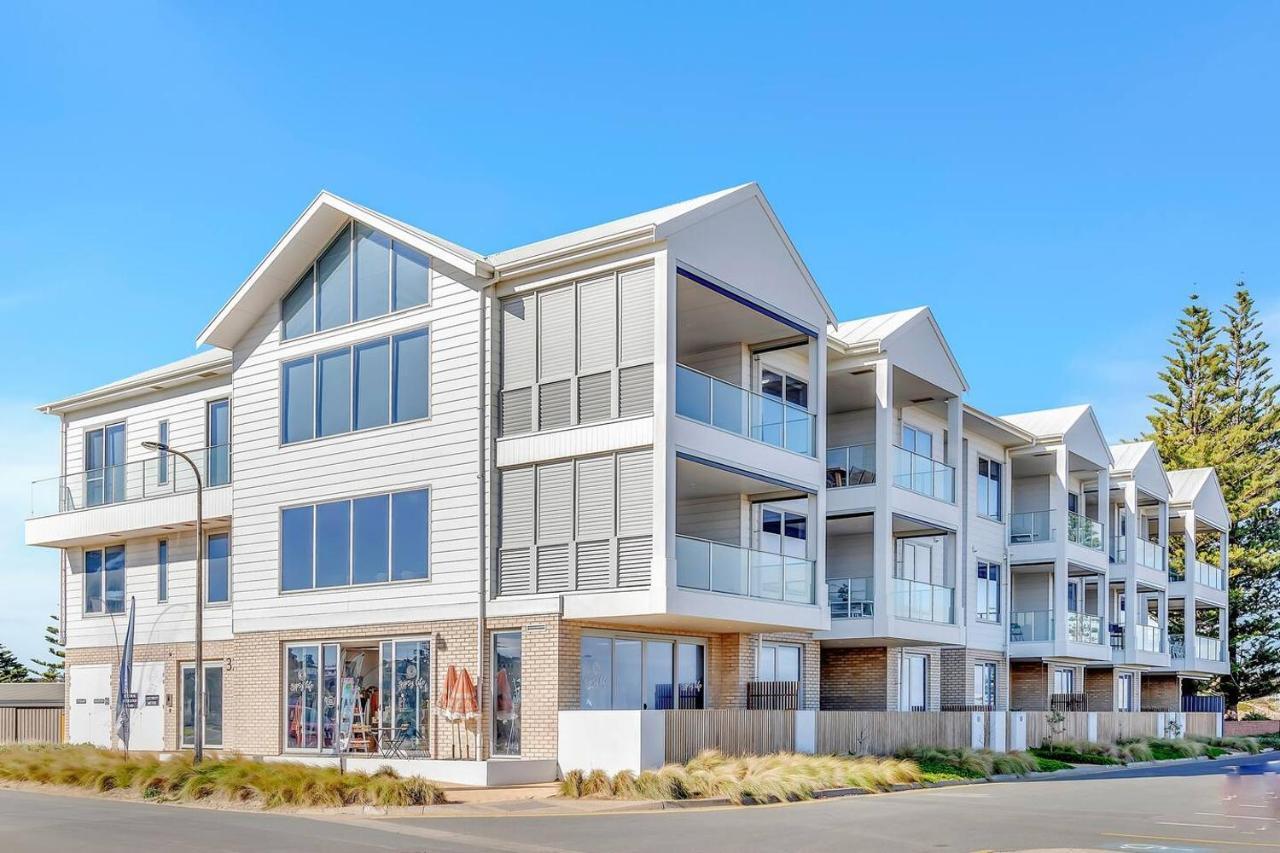 'moana Wave' A Marvellous Beachfront Apartment *