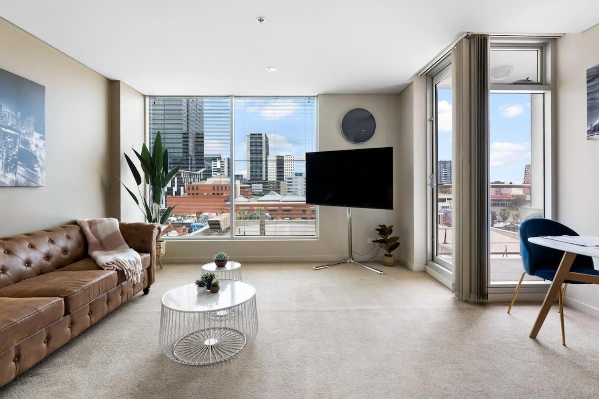 The Amazing Escape - 1br Wi-fi Cbd View Apartment