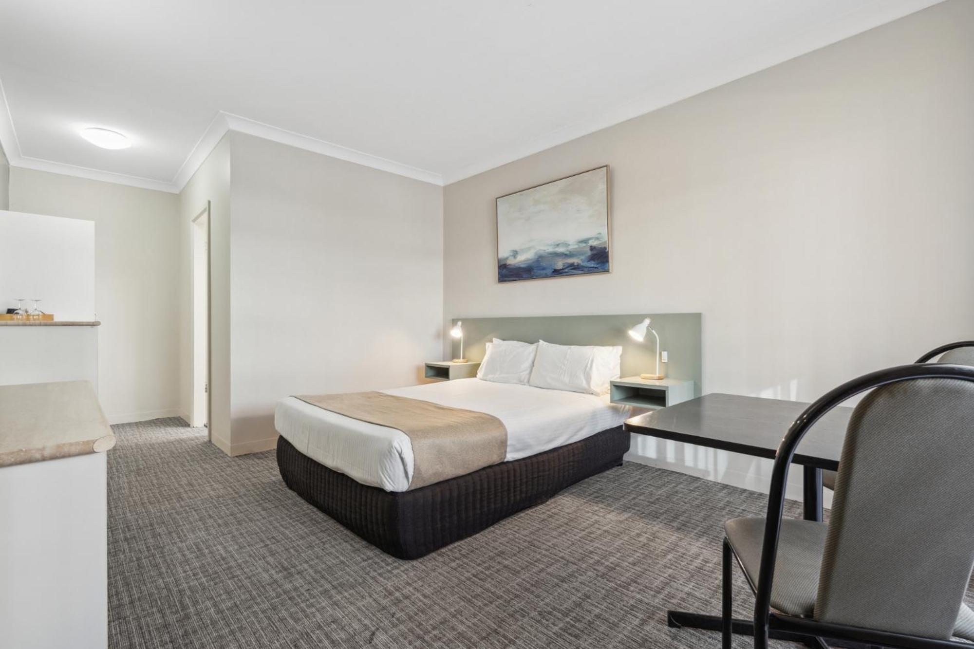 Econo Dockside Glenelg Lodge *