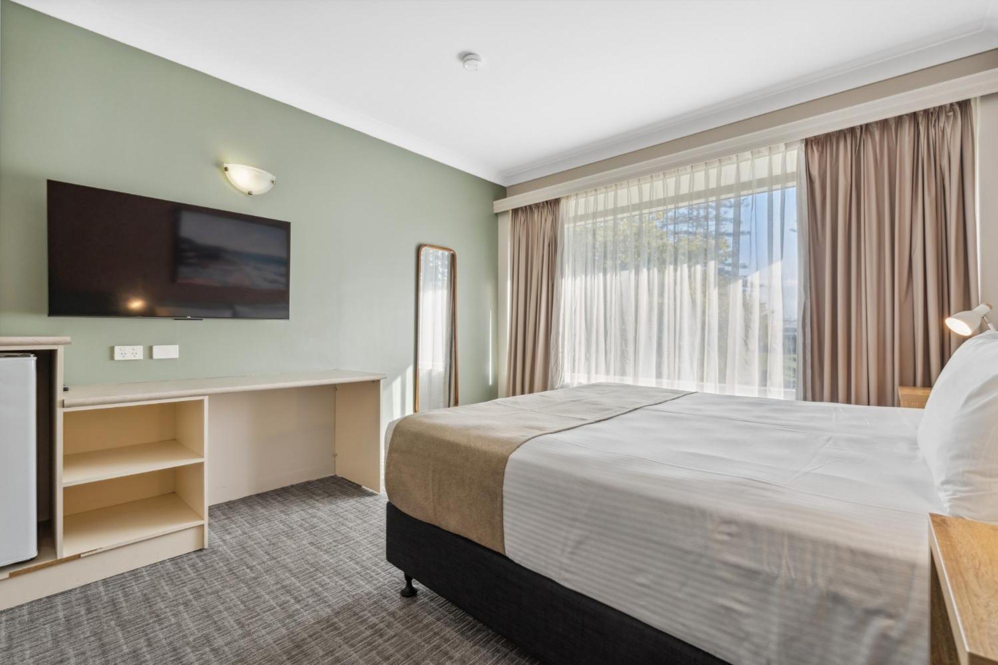 Lodge Econo Dockside Glenelg *