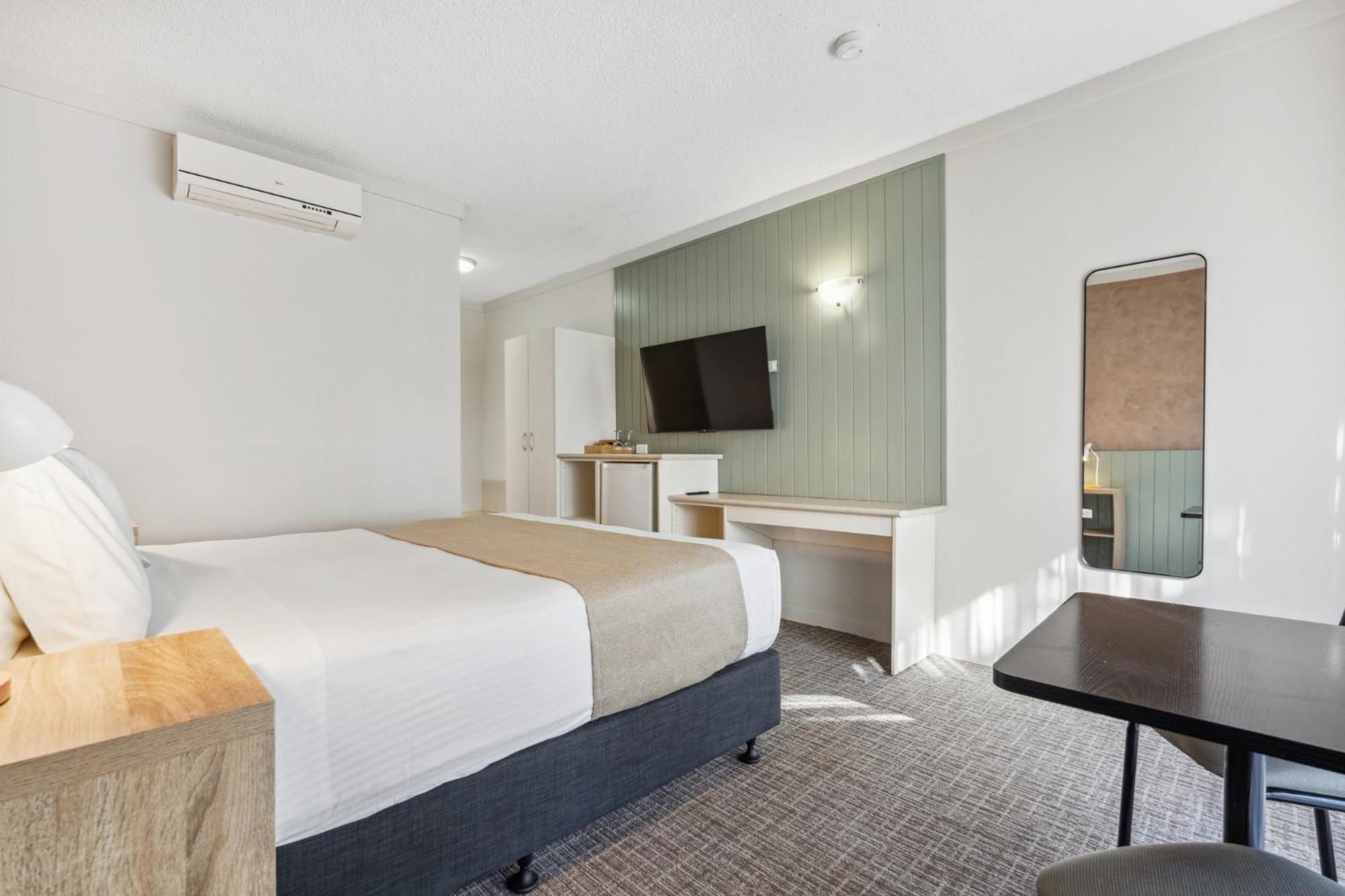 Econo Dockside Glenelg * Adelaide