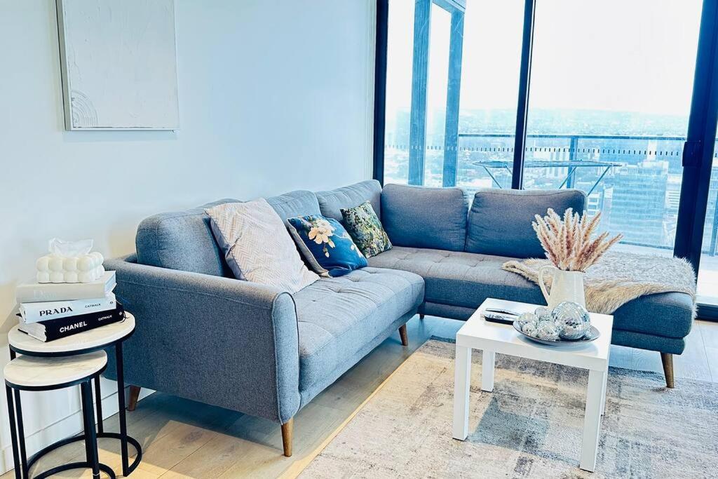 2 Bedroom Ap In The Heart Of Cbd Apartment Adelaide