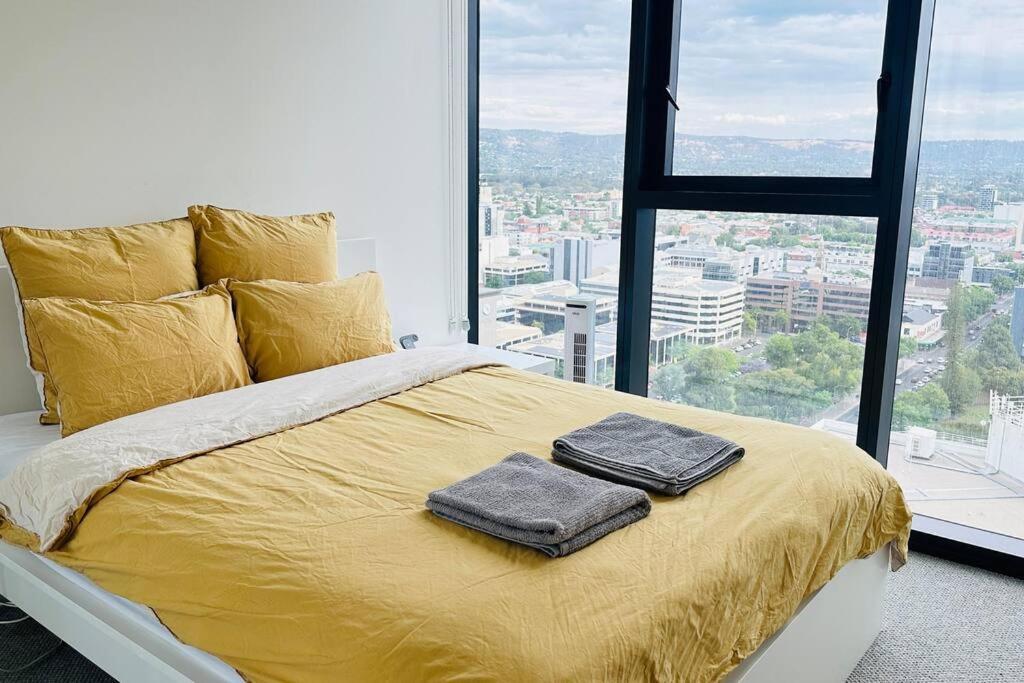 2 Bedroom Ap In The Heart Of Cbd Apartment