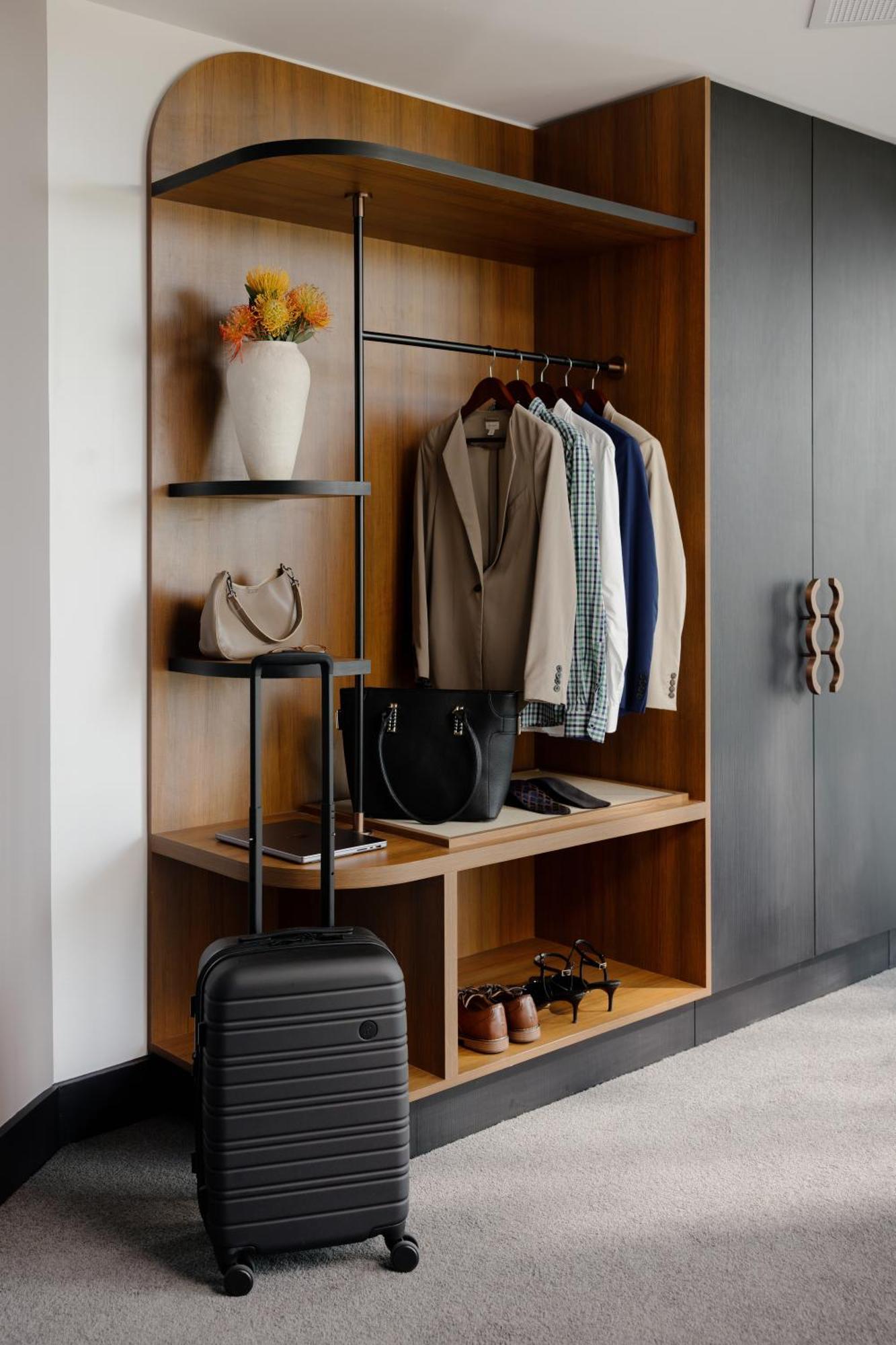 Crowne Plaza Mawson Lakes By Ihg 4* Adelaide