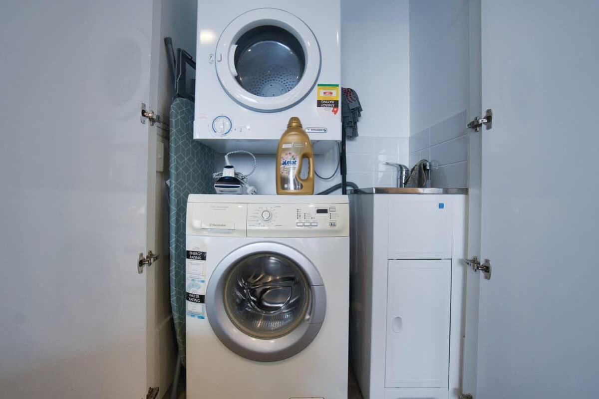 Modern 2 Bedroom - Cbd Apartment Adelaide