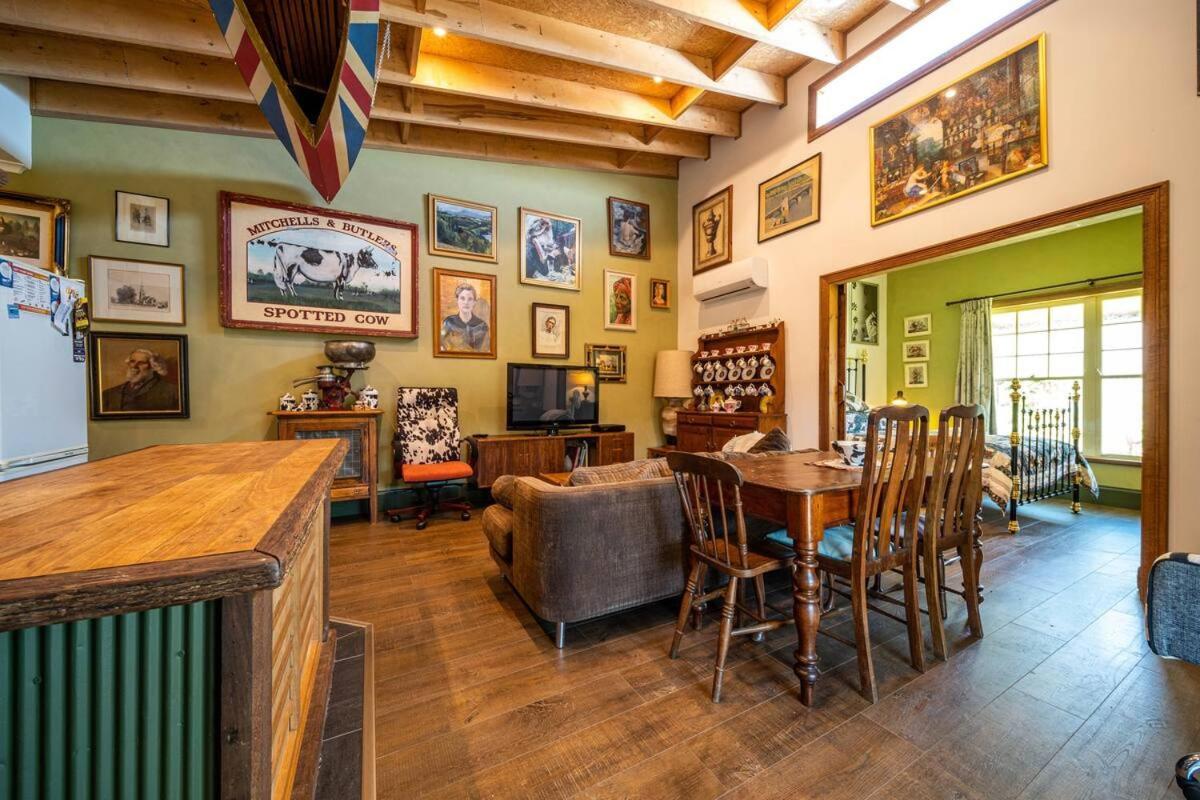The Spotted Cow, Fringe, Pet-friendly Holiday home *