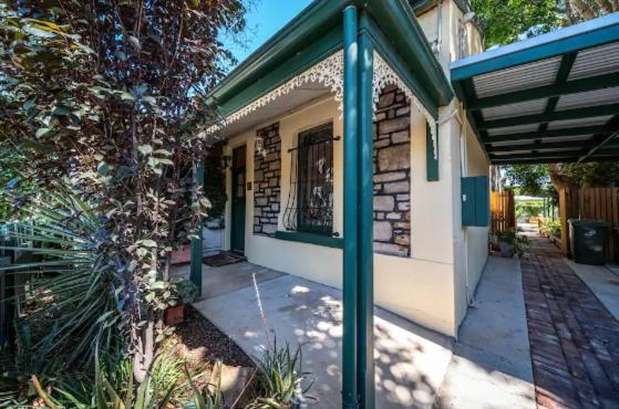 The Spotted Cow, Fringe, Pet-friendly Holiday home *