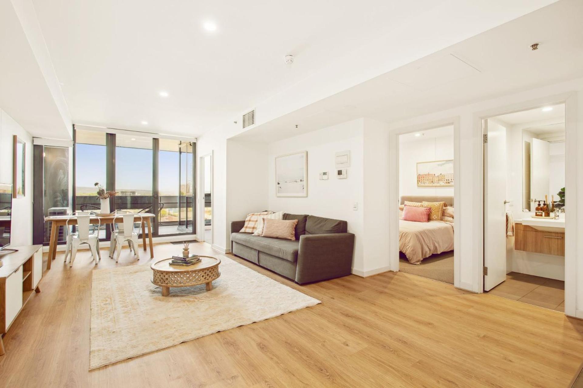 Apartment 2 Bedroom With Car Parking On Grote Street Adelaide