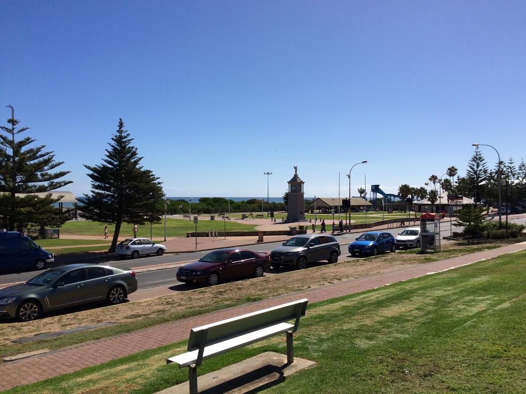 - Semaphore Front Adelaide