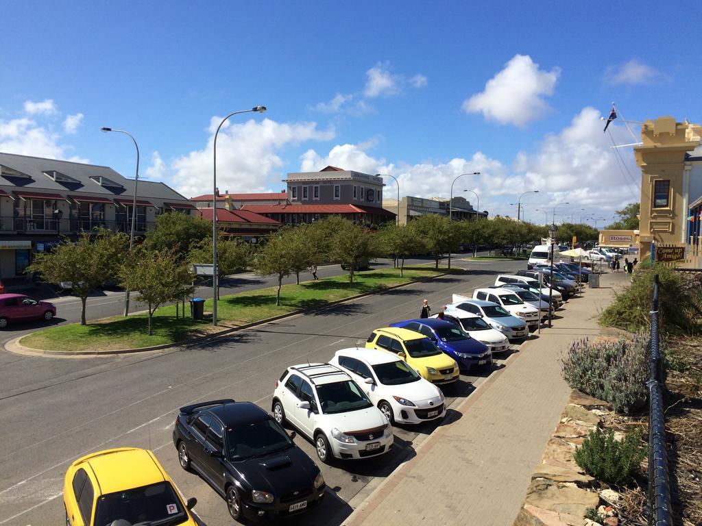 Apartment - Semaphore Front Adelaide