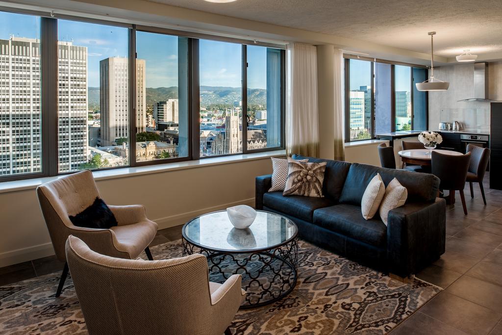 Apartment 11 Victoria Square