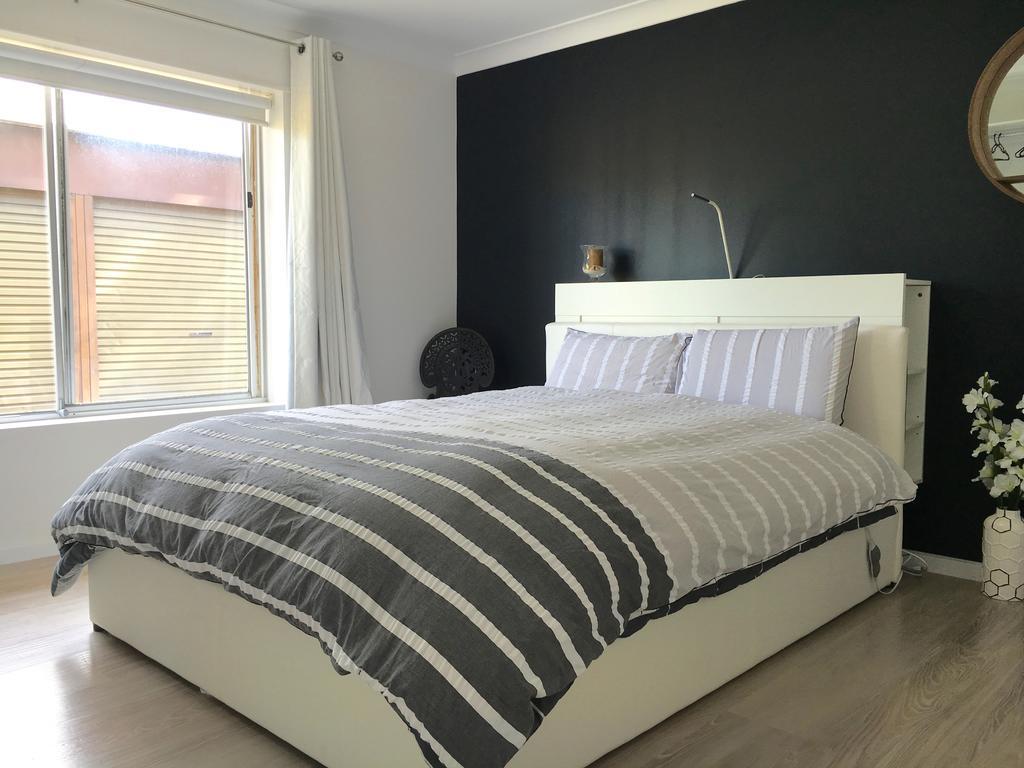 Apartment Coastal Nomad Bnb Adelaide