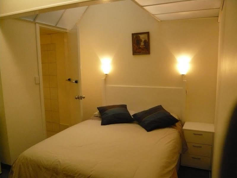 The Wright 3* Adelaide