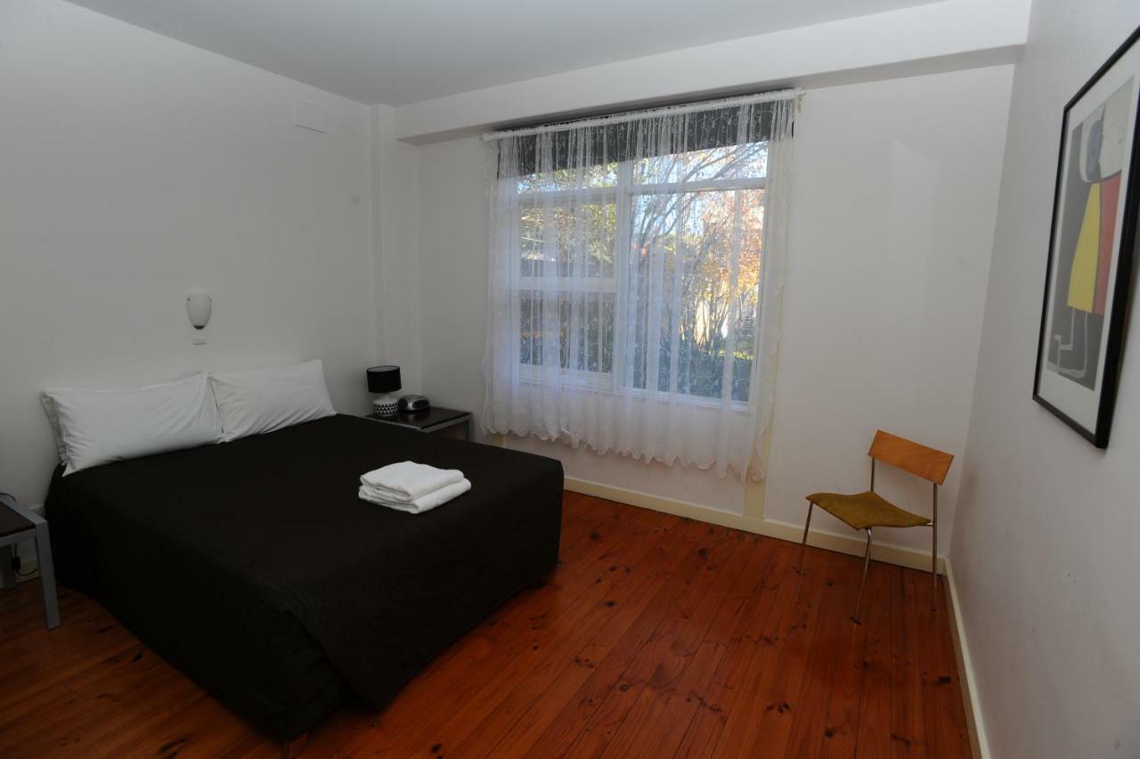 Glenelg Apartments-ellis * Adelaide