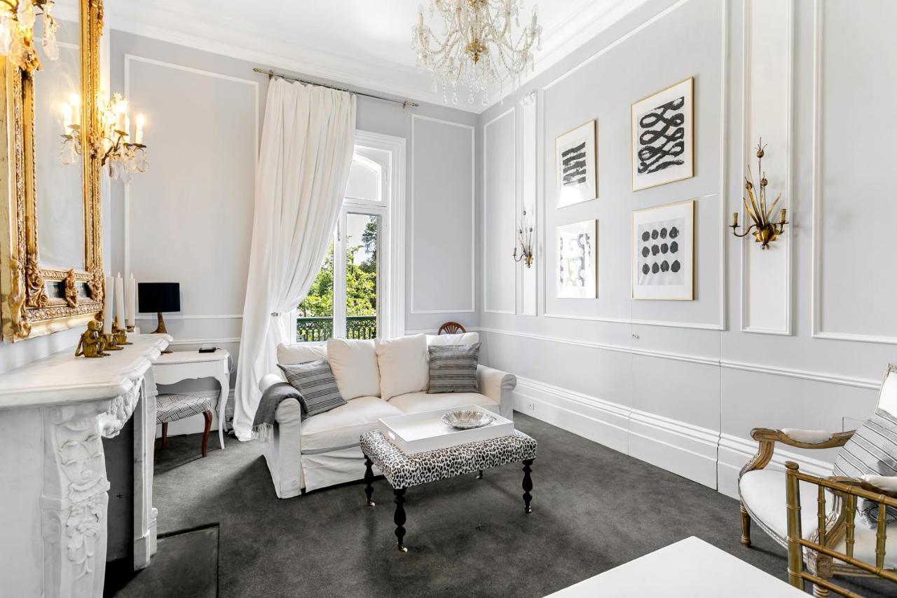 Botanic 'parisienne Suite' * Adelaide