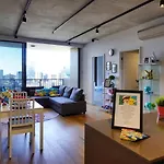 Pokemon Theme Luxury 2Br Apartment With King Beds & Stunning Views