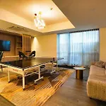 Luxury Cbd Beach Vibes-Queen Bed-Gym