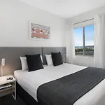 Quest Mawson Lakes