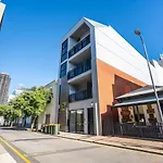 Sylo Luxury Apartments - 1Gb Fibre Internet