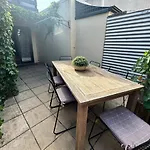 Cozy Urban Chinatown Escape Adelaide Cbd - Free Parking