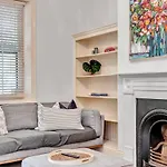 The Lemon Tree - Charming Cottage In North Adelaide