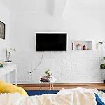 Renovated 1Br Unit Cbd Parking Wi-Fi South Tce