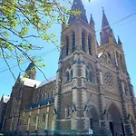 Bundled Bliss 2 Bedroom Condo In Adelaide Cbd