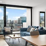 Pure Elegant City Apt -Free Parking- Wifi- View