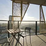 Elegant New Apt In Adelaide Vibrant Rundle Mall