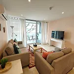 Luxury 2Br Apartment In The Heart Of Cbd