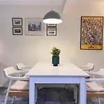 Greeny Fresh Townhouse Central Location