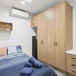 Cozy Stays - Private Rooms In Adelaide Cbd With Shared Facilities