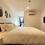 Modern 2Br Apt Adelaide Cbd With Pool-Gym-Bbq