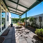 The Spotted Cow, City Fringe, Pet-Friendly